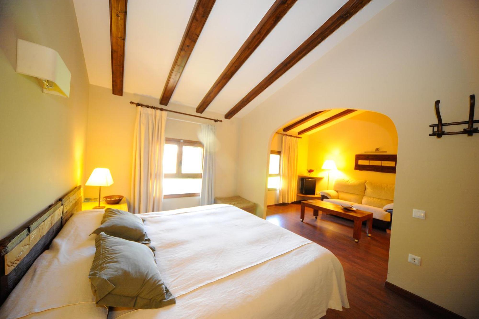 Font Del Pas Hotel Beceite Luaran gambar