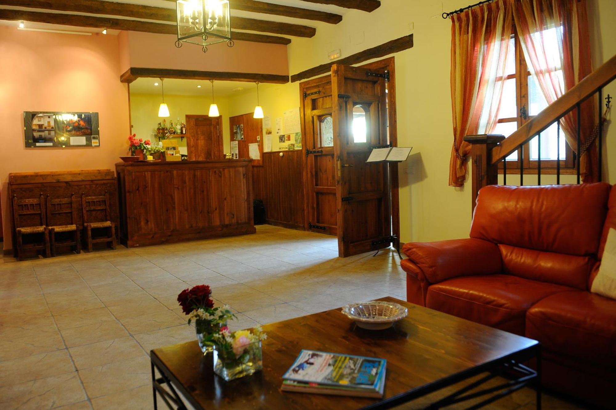 Font Del Pas Hotel Beceite Luaran gambar