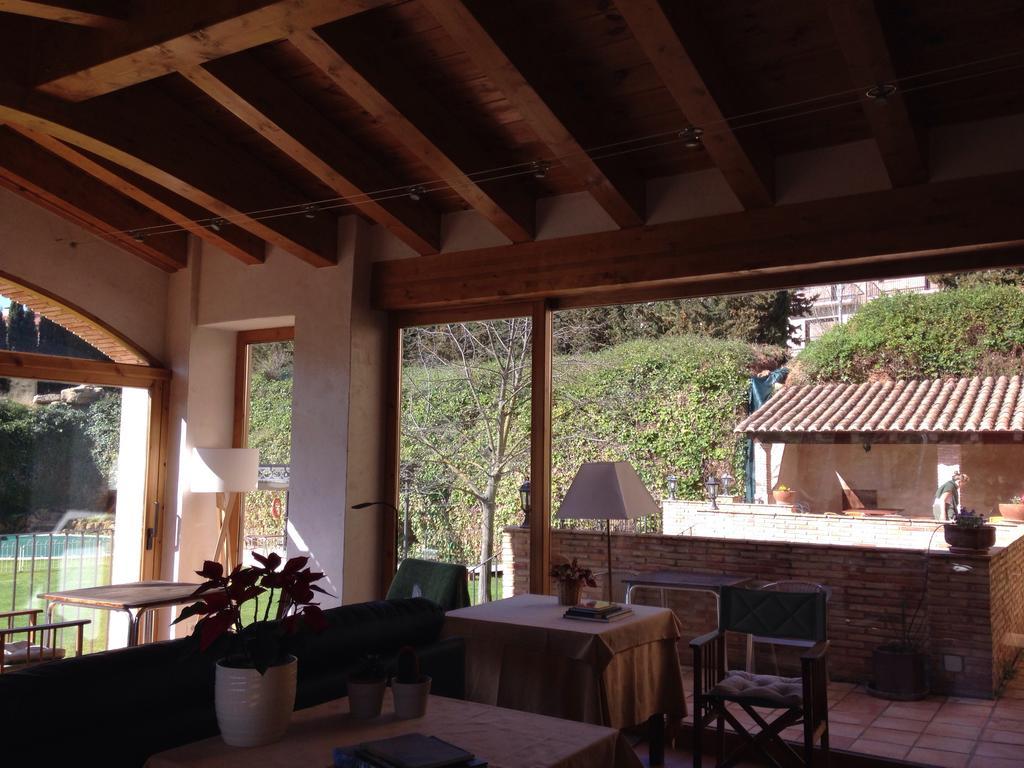 Font Del Pas Hotel Beceite Luaran gambar
