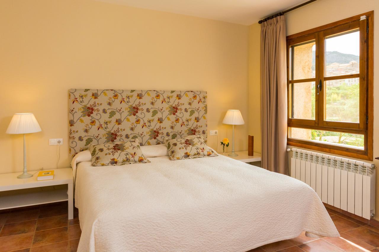 Font Del Pas Hotel Beceite Luaran gambar
