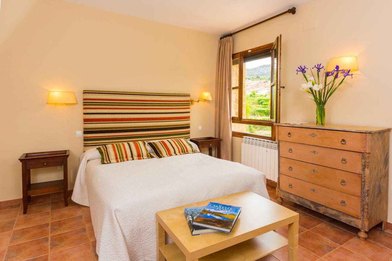 Font Del Pas Hotel Beceite Luaran gambar